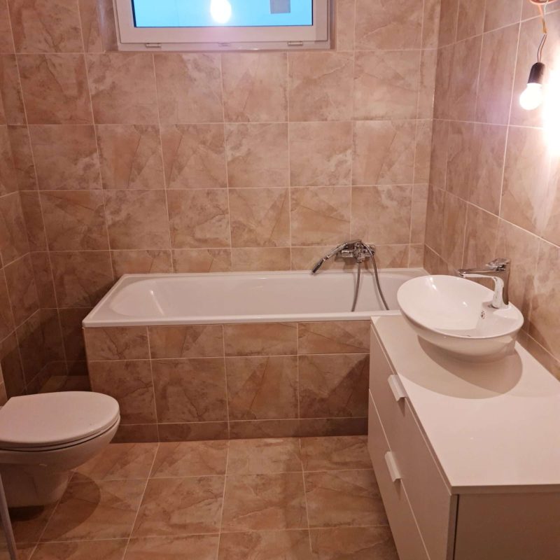 stavba rodinneho domu kúpelna